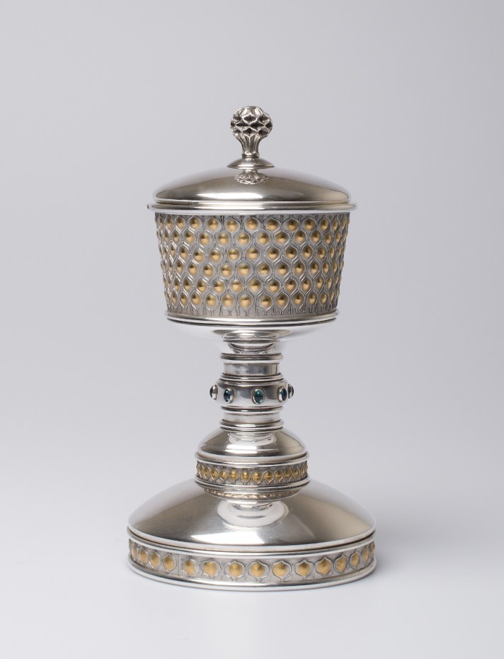 modern silver and gold chalice handcrafted by Wally Gilbert